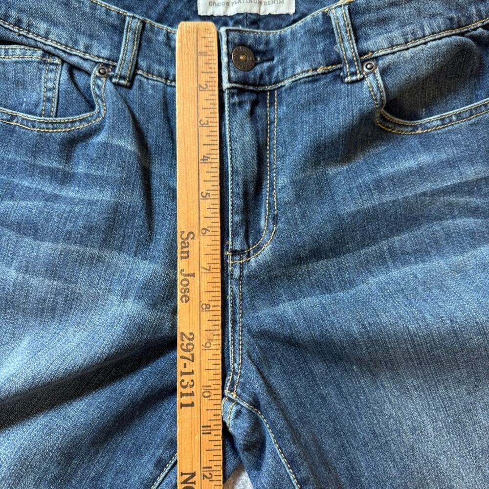 Chicos Platinum Denim Flare Jeans Womens 1 Regular Blue Stretch 30x30 - Picture 5 of 8